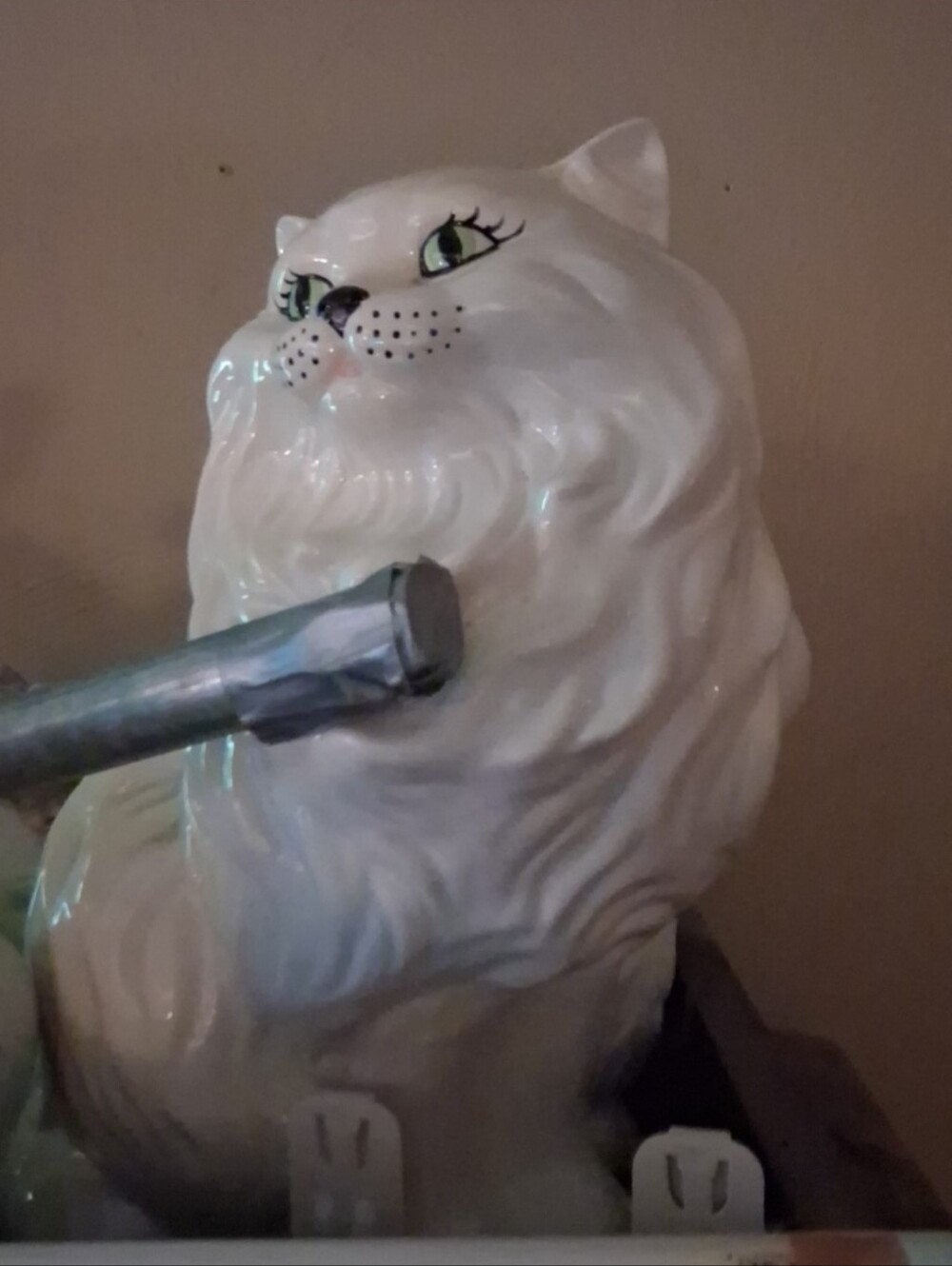 White Ceramic Cat Figurine Decorative Pet Statue